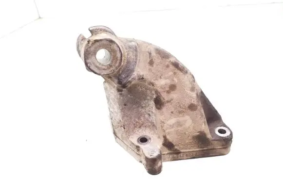 Mercedes-Benz E W211 Engine mounting bracket A6422230104