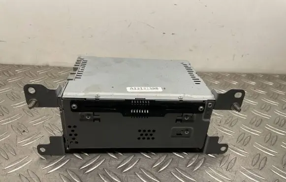 Ford Fusion II Radio/CD/DVD/GPS head unit HS7T19C107CM
