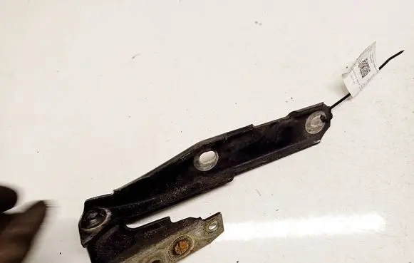 Audi A6 S6 C5 4B Engine bonnet/hood hinges 4B0823301D