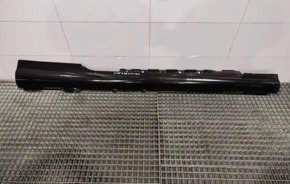 Mercedes-Benz E A207 Sill A2076901840