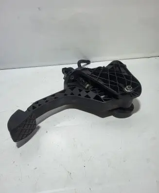 Clutch pedal