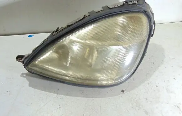 Mercedes-Benz A W168 Headlight/headlamp A1688200161