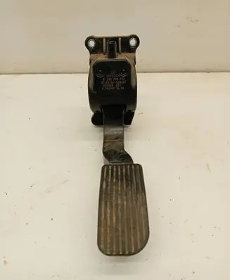 Mercedes-Benz Vito Viano W639 Accelerator throttle pedal A9063000404 ZGS008Q01 0280755023
