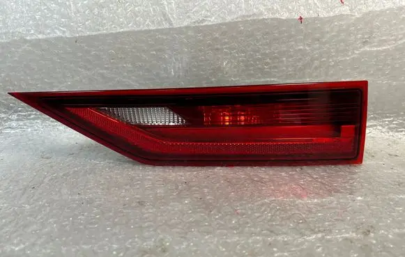 Volvo S90, V90 Tailgate rear/tail lights 31656786