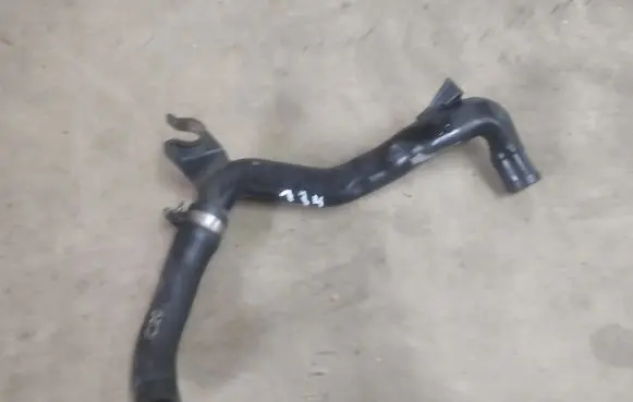 BMW 5 GT F07 Engine coolant pipe/hose 6781897