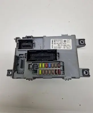 Alfa Romeo Mito Fuse module 00505181210 28177152 116RA000021