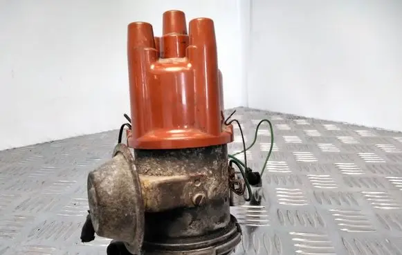 Opel Ascona C Spark distributor 0231186028 JFU4