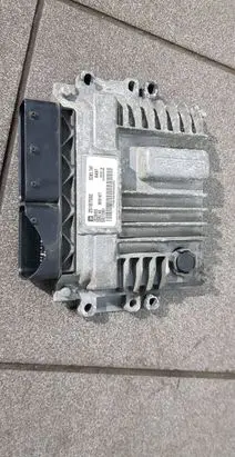 Chevrolet Captiva Engine control unit/module 96951477 25187592 28338455