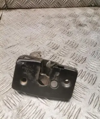 Volkswagen Transporter - Caravelle T4 Sliding door lock 701843604d