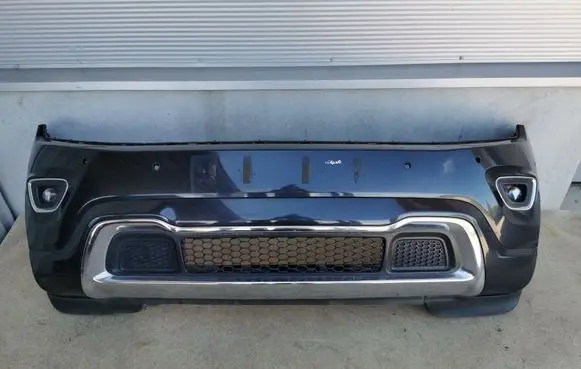Jeep Grand Cherokee Front bumper