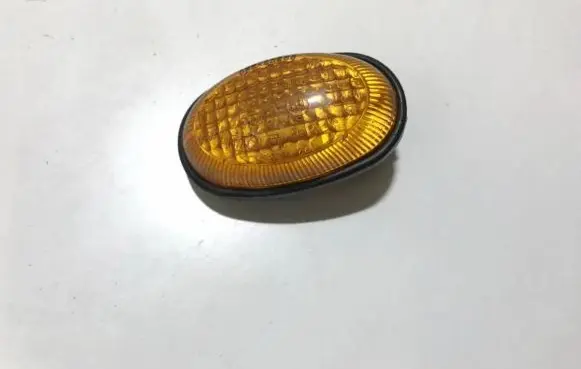 Hyundai Sonata Front fender indicator light 92303220 92303-220