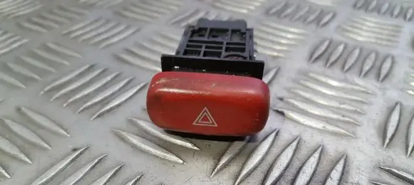 Suzuki Baleno EG Hazard light switch