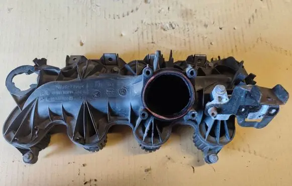 Peugeot 4007 Intake manifold 9659449480