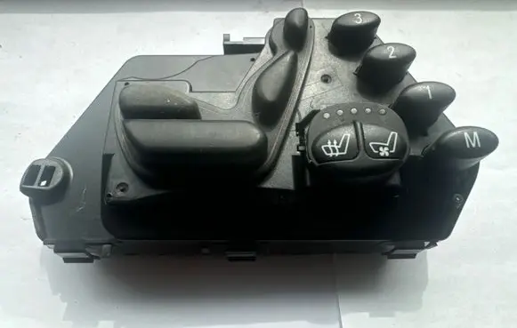 Mercedes-Benz S W220 Seat memory switch A2208211679