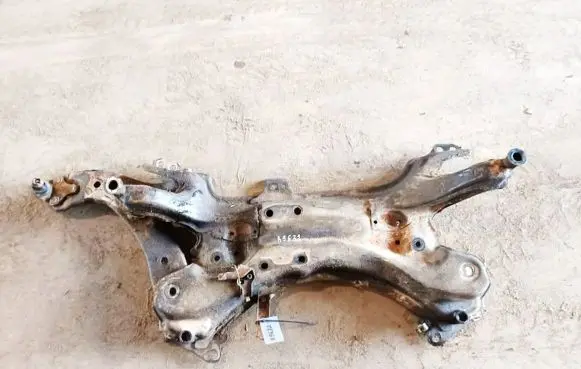 Toyota Auris 150 Front subframe
