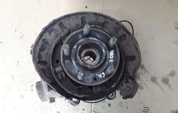 Cadillac SRX Rear wheel hub NOCODE
