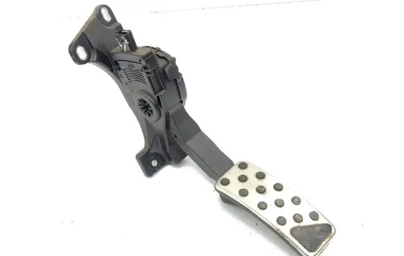 Jeep Grand Cherokee Accelerator throttle pedal 68021971AD 6PV93396601