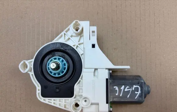 Audi A4 S4 B8 8K Rear door window regulator motor 8K0959812A
