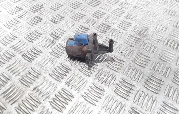 Ford Focus C-MAX Coolant heater control valve 3M5H6C534BB EV700