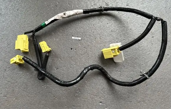 Nissan Patrol Y61 Seat wiring loom 87019VC000 87019VB060