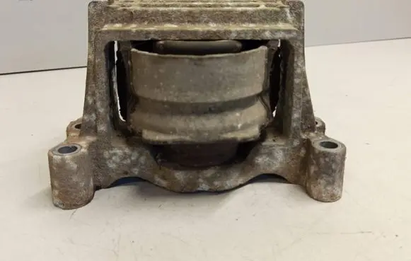 Ford Transit Engine mount bracket 3C116F012AE
