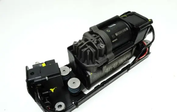 BMW 7 F01 F02 F03 F04 Air suspension compressor/pump 6875176 10R036089 24449710