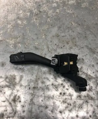 Skoda Octavia Mk2 (1Z) Indicator stalk 1K0953513G