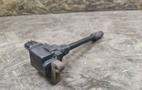 Mitsubishi Space Wagon High voltage ignition coil H6T12272A