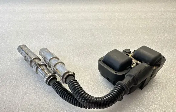 Mercedes-Benz CLK A209 C209 High voltage ignition coil A0001587803 0221503035 02T190