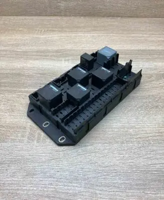 Land Rover Range Rover L322 Fuse module BH4214N030AA