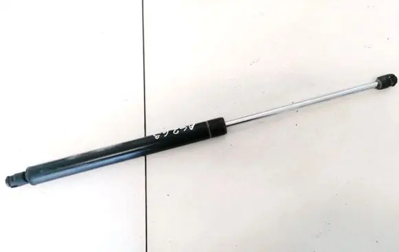 Hyundai Trajet Tailgate/trunk strut/damper