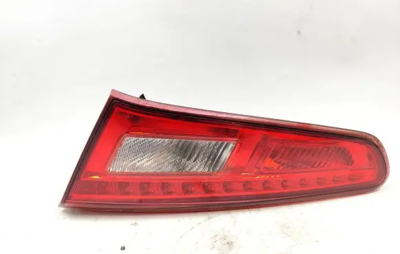 Alfa Romeo Giulietta Tailgate rear/tail lights 50531132 02041599900010 0DM6295