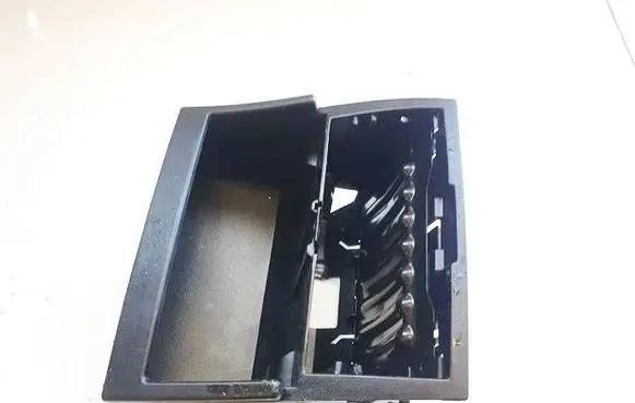 Mercedes-Benz ML W164 Glove box a1646800010 a1646800501