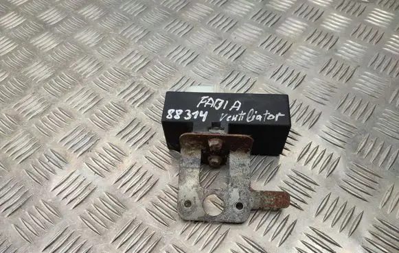 Skoda Fabia Mk2 (5J) Coolant fan relay 1J0919506M