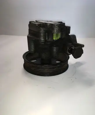 Hyundai Tucson JM Power steering pump 571002E300