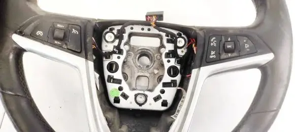 Opel Insignia A Steering wheel buttons/switches 