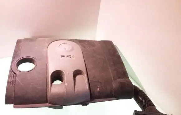 Volkswagen Golf V Engine cover (trim)