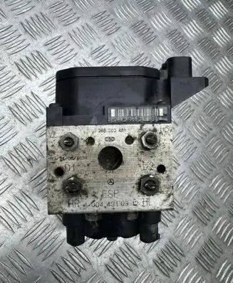 Mercedes-Benz A W168 ABS Pump 0265202461 004301055106