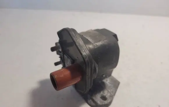 Mercedes-Benz S W140 High voltage ignition coil 0001586403
