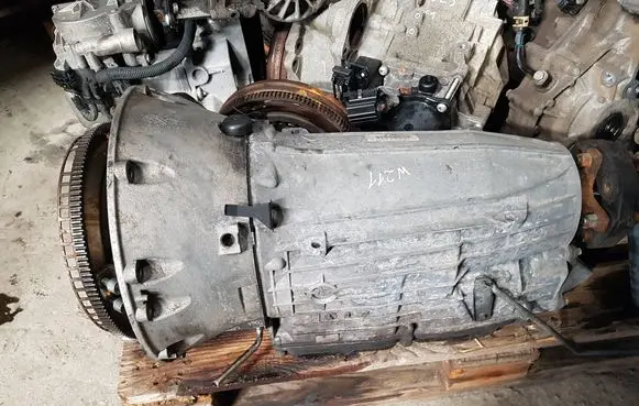 Mercedes-Benz E C207 W207 Automatic gearbox 2112703302