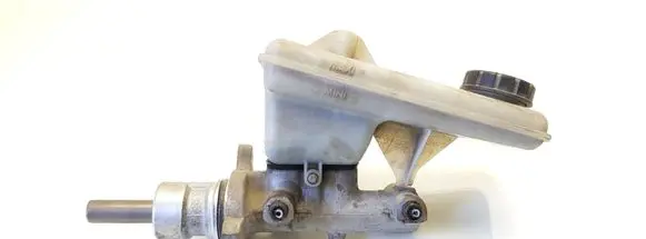 Nissan Primastar Master brake cylinder 32067008