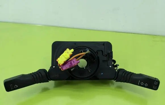Opel Astra H Indicator stalk 13250221