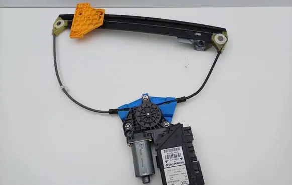 Audi A4 S4 B6 8E 8H Rear door window regulator with motor 8E0959801A 8E0839461B 0130821767