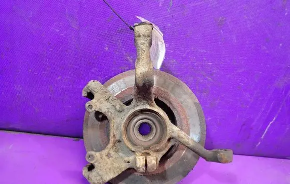 Volkswagen Golf II Front wheel hub spindle knuckle