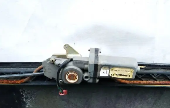 Mazda 323 F Sunroof motor/actuator 