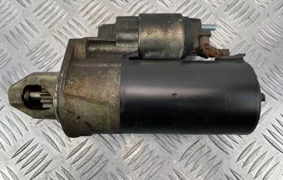 Mercedes-Benz CLS C219 Starter motor A0061516201