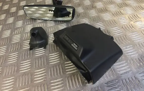 Porsche Macan (95B) Rear view mirror (interior)