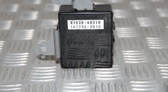 Toyota Land Cruiser (J120) Other control units/modules 8953060310 1017960010
