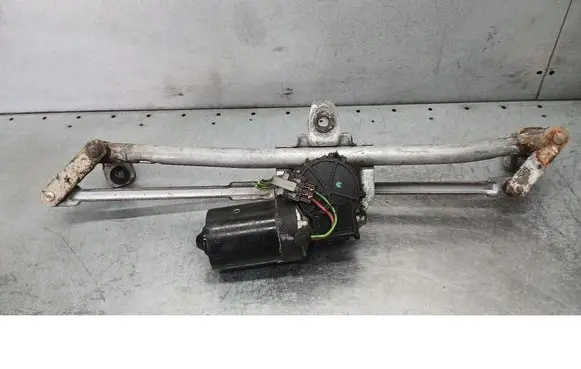 Volkswagen Bora Front wiper linkage 