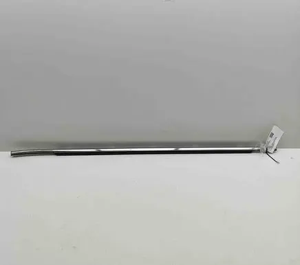 Hyundai Santa Fe Door glass trim 